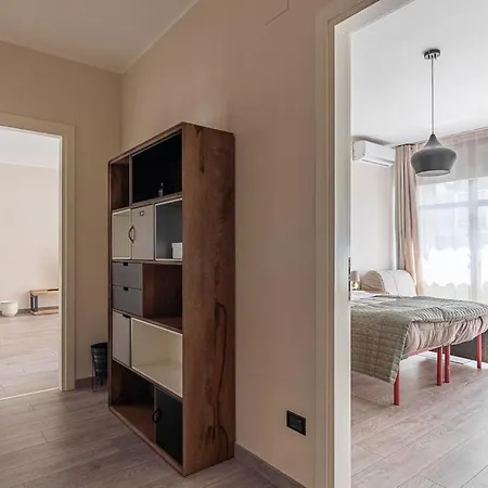 Studio Yvonne Apartment Bari